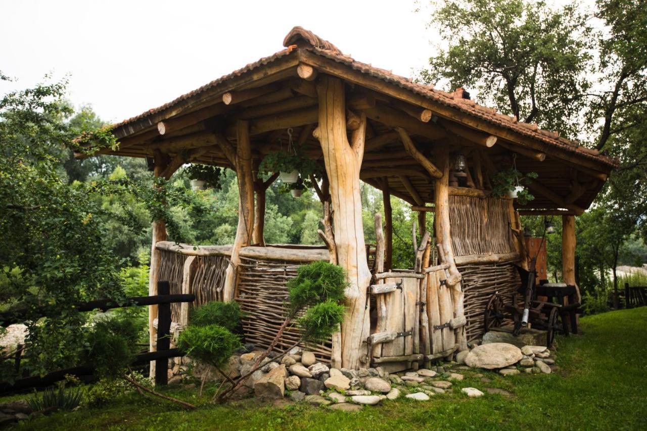 Садиба Гардига Pystan Exterior photo